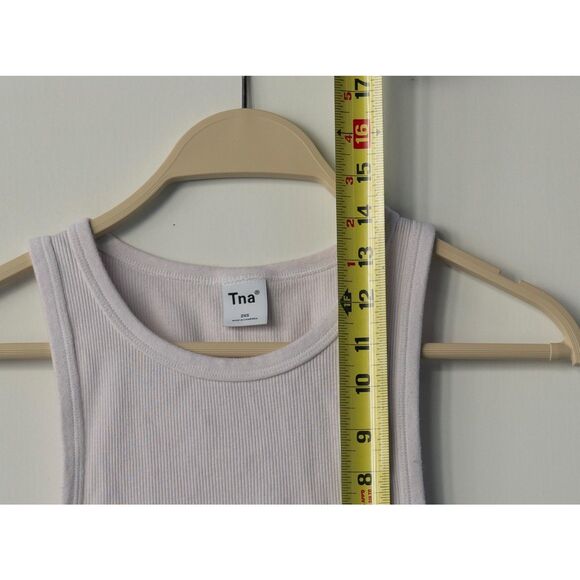 White Aritzia TNA Cropped Tank Top Size 2XS‎ - Picture 5 of 6